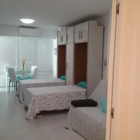 Atico Puerto 아파트 데니아